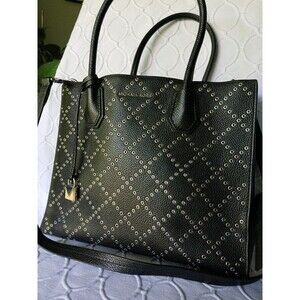 NWT Michael Kors Mercer Stud and Grommet Large Convertible tote  Black msrp 378